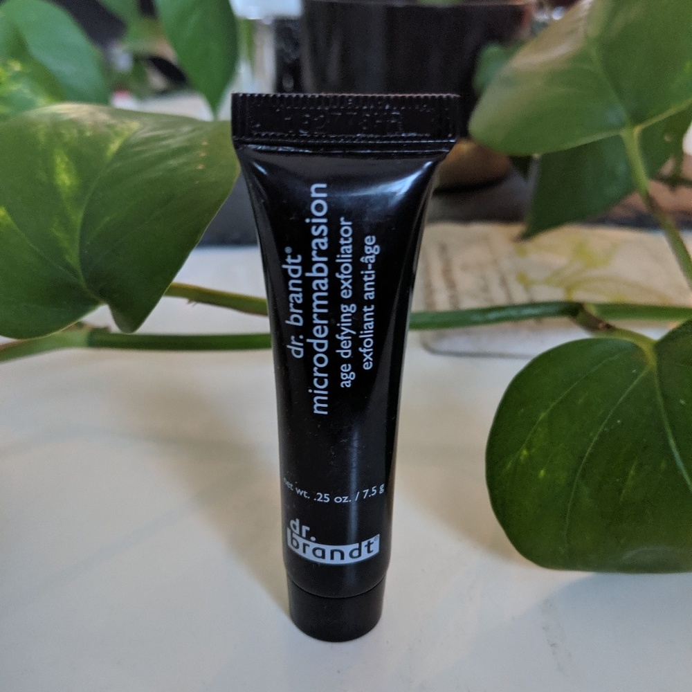 Dr Brandt microdermabrasian anti aging exfoliator